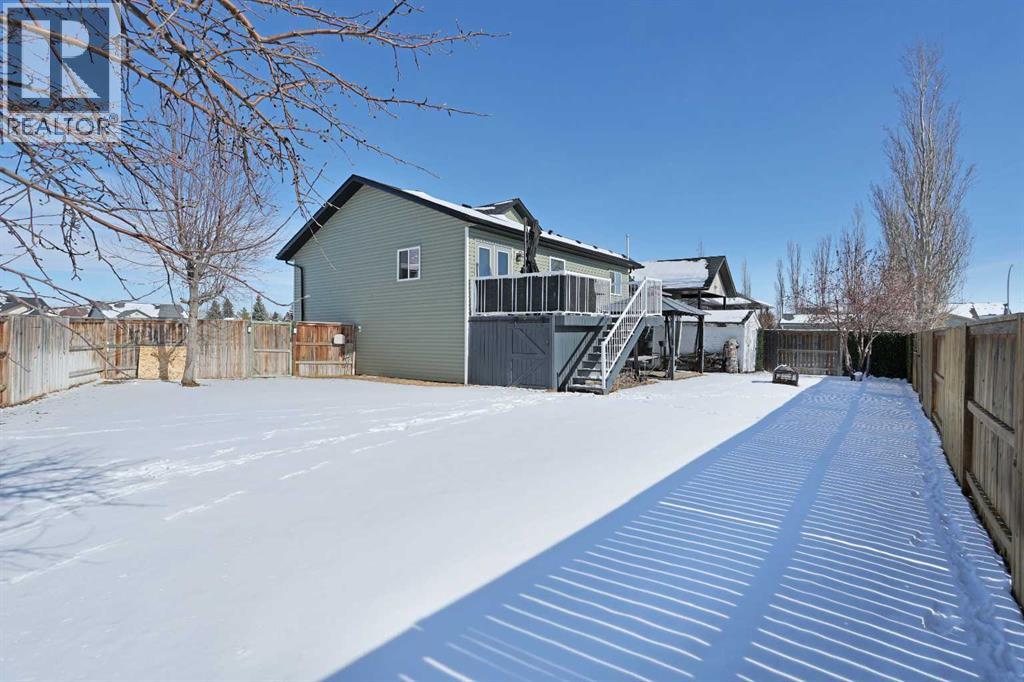 11 Upland Bay W, Brooks, Alberta  T1R 1N1 - Photo 38 - A2288677