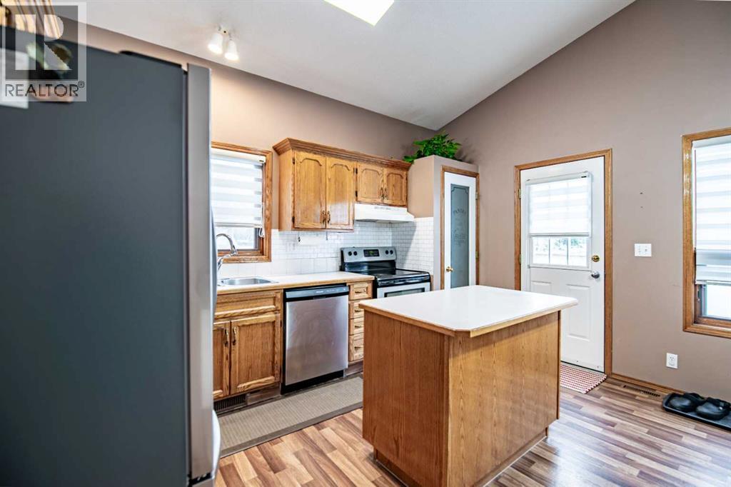 22 Doan Avenue, Red Deer, Alberta  T4R 2M7 - Photo 9 - A2296421