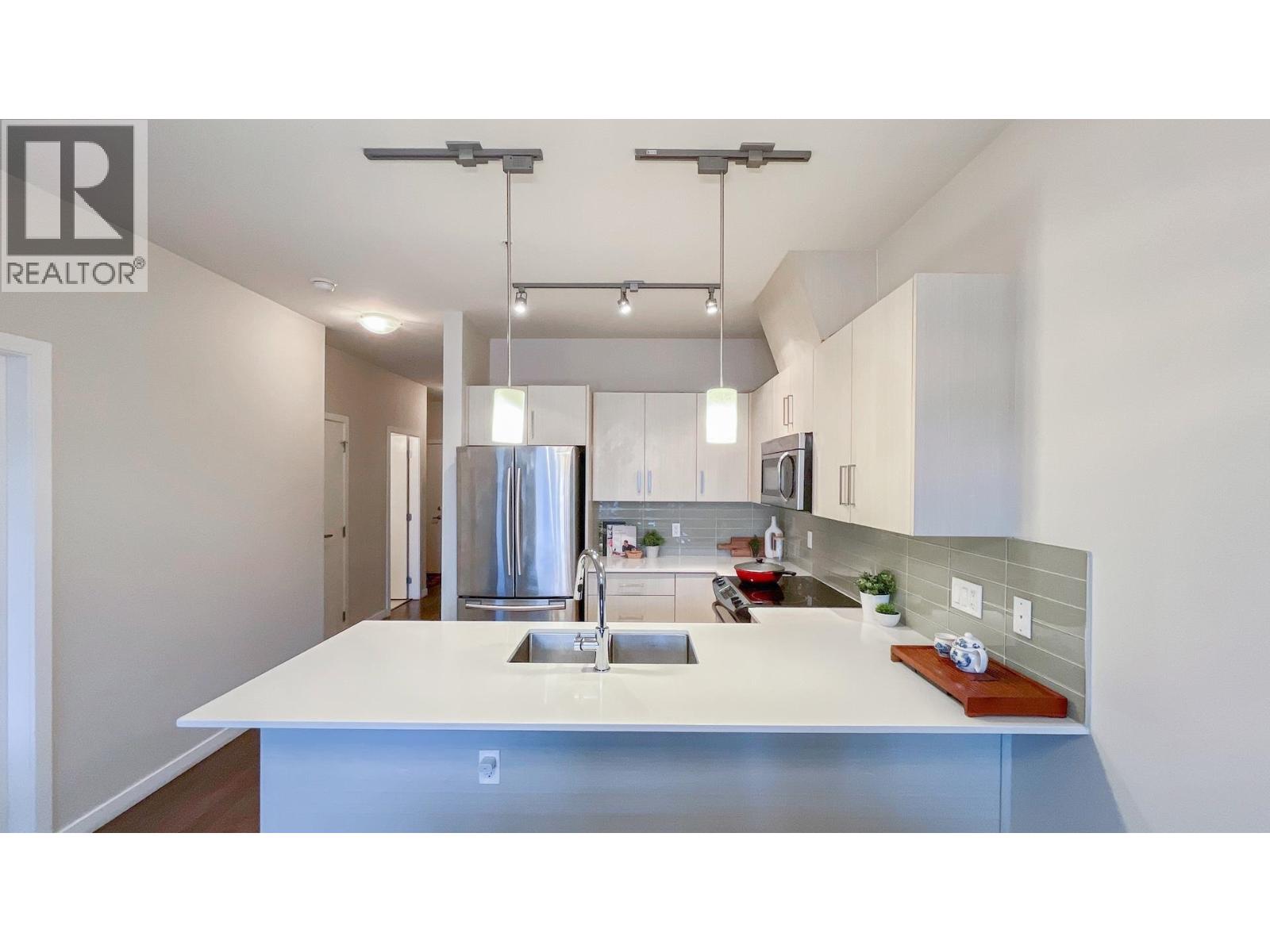 Ph16 5288 Grimmer Street, Burnaby, British Columbia  V5H 0C5 - Photo 7 - R3106770