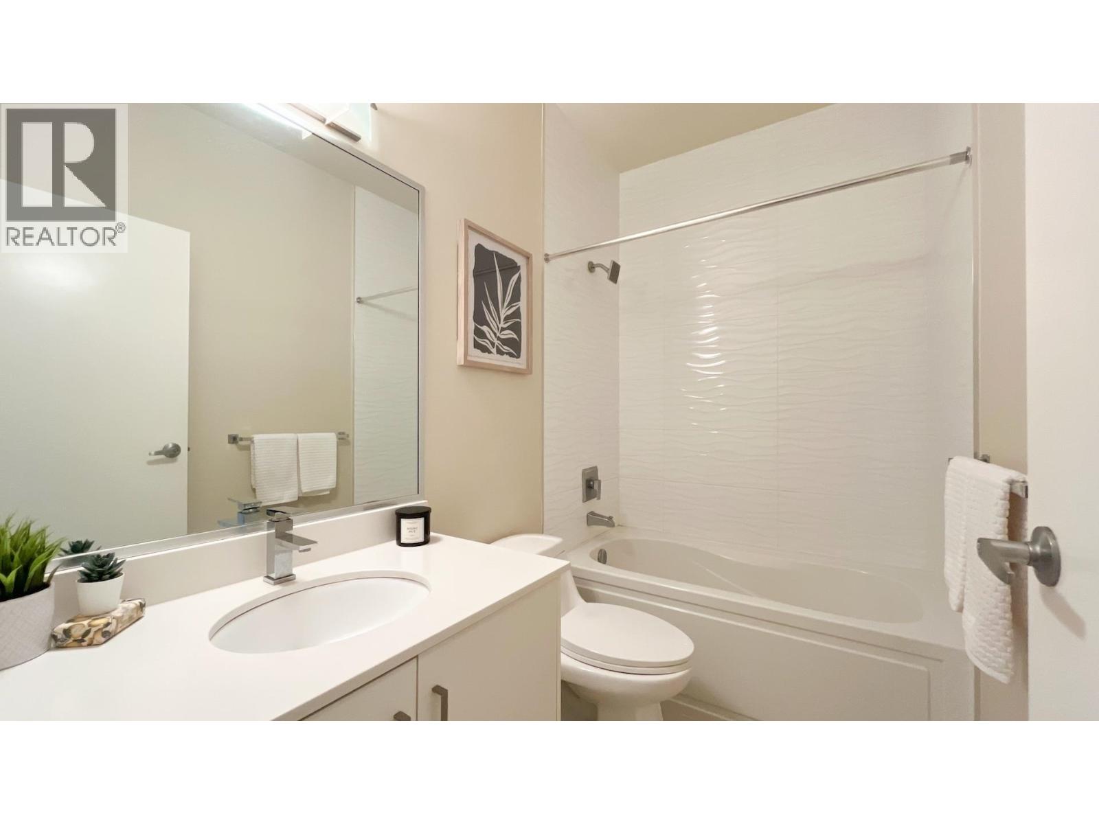 Ph16 5288 Grimmer Street, Burnaby, British Columbia  V5H 0C5 - Photo 15 - R3106770