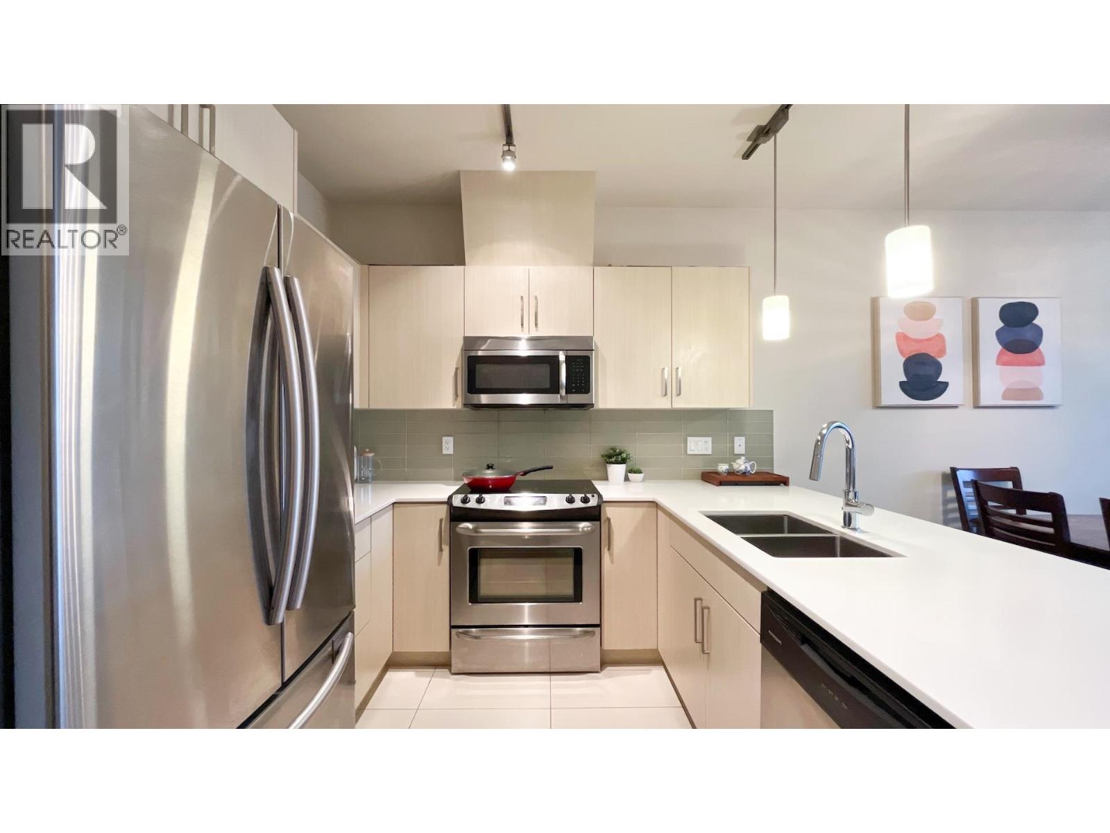 Ph16 5288 Grimmer Street, Burnaby, British Columbia  V5H 0C5 - Photo 8 - R3106770