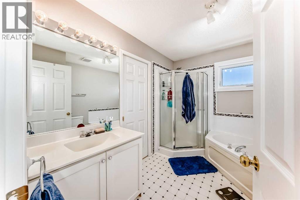 114 Killarney Glen Court SW, Calgary, Alberta  T3E 7H4 - Photo 20 - A2298501