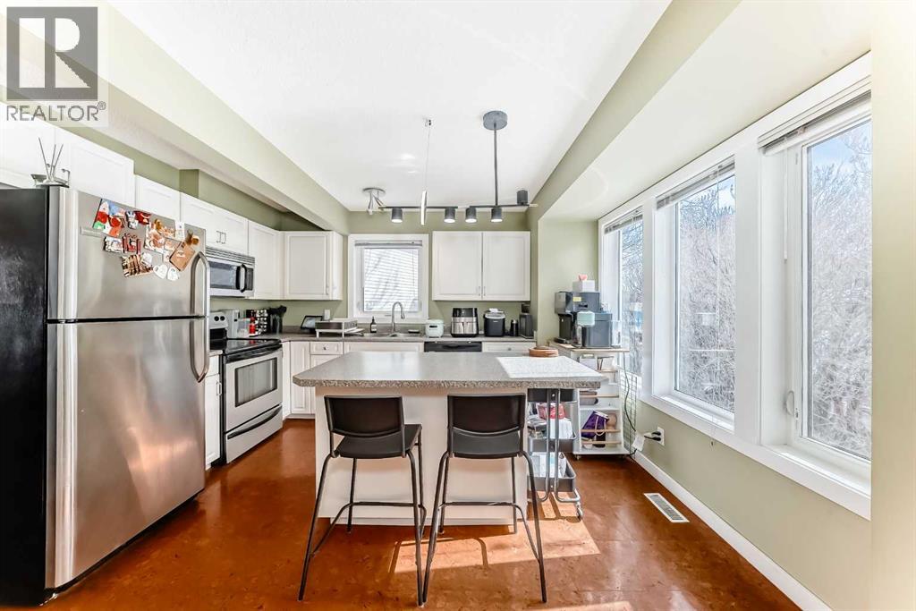 114 Killarney Glen Court SW, Calgary, Alberta  T3E 7H4 - Photo 5 - A2298501