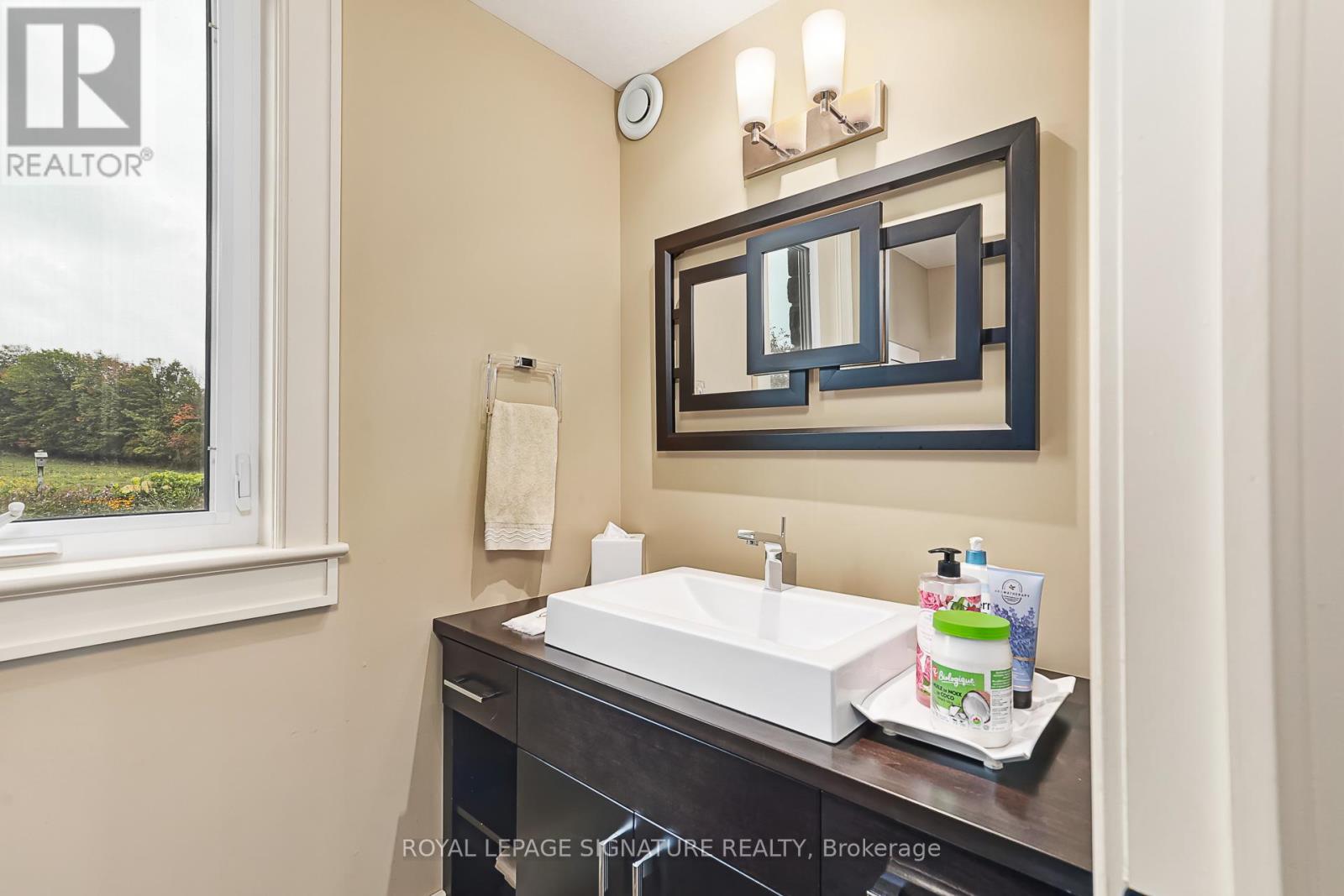 608450 12th Side Road, Blue Mountains, Ontario  N0H 2E0 - Photo 13 - X12849904