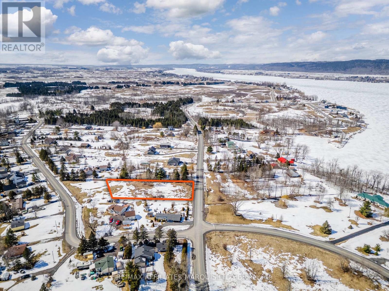 2903 Chartrand Street, Alfred And Plantagenet, Ontario  K0B 1J0 - Photo 10 - X12956122