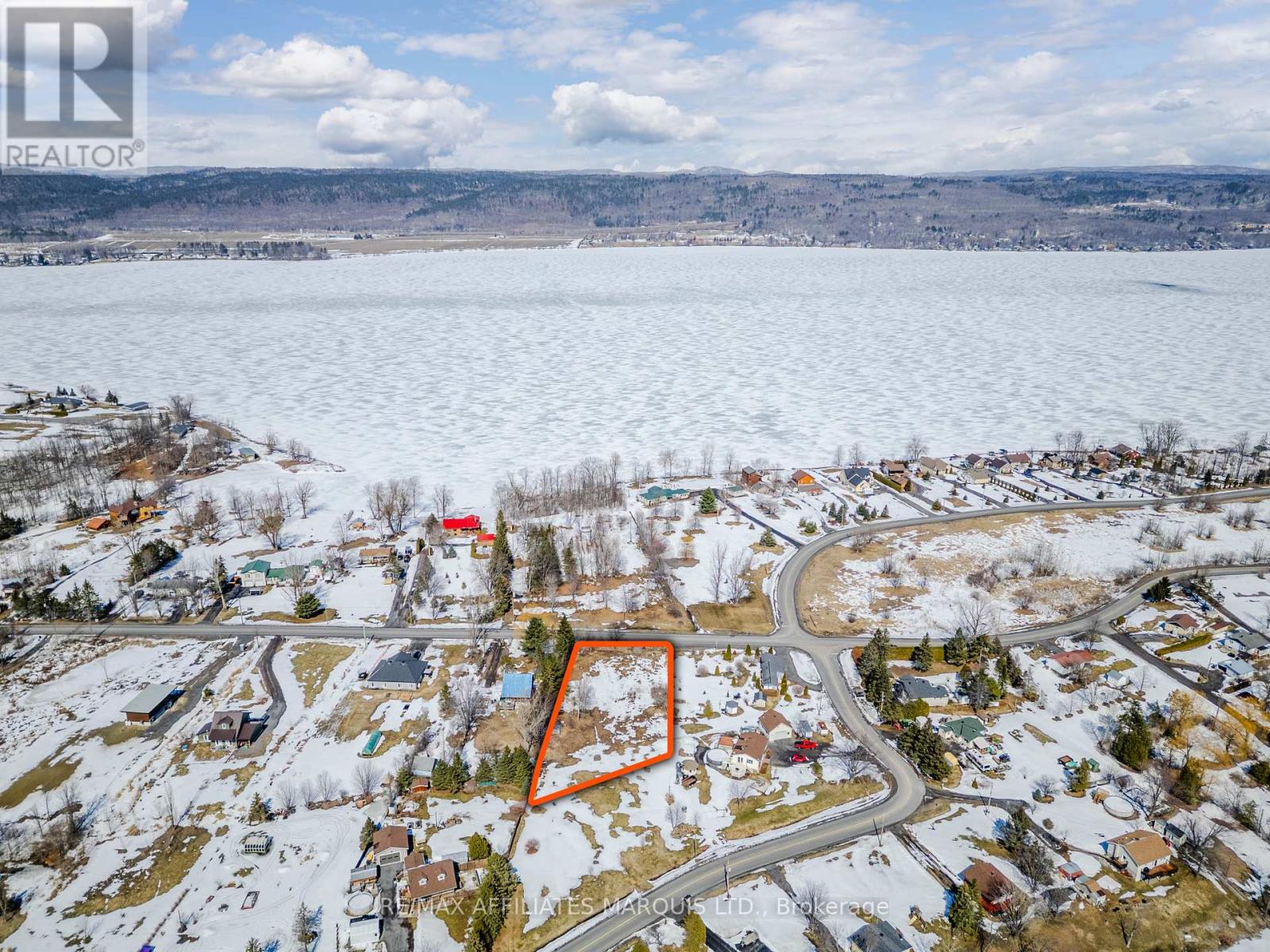 2903 Chartrand Street, Alfred And Plantagenet, Ontario  K0B 1J0 - Photo 18 - X12956122