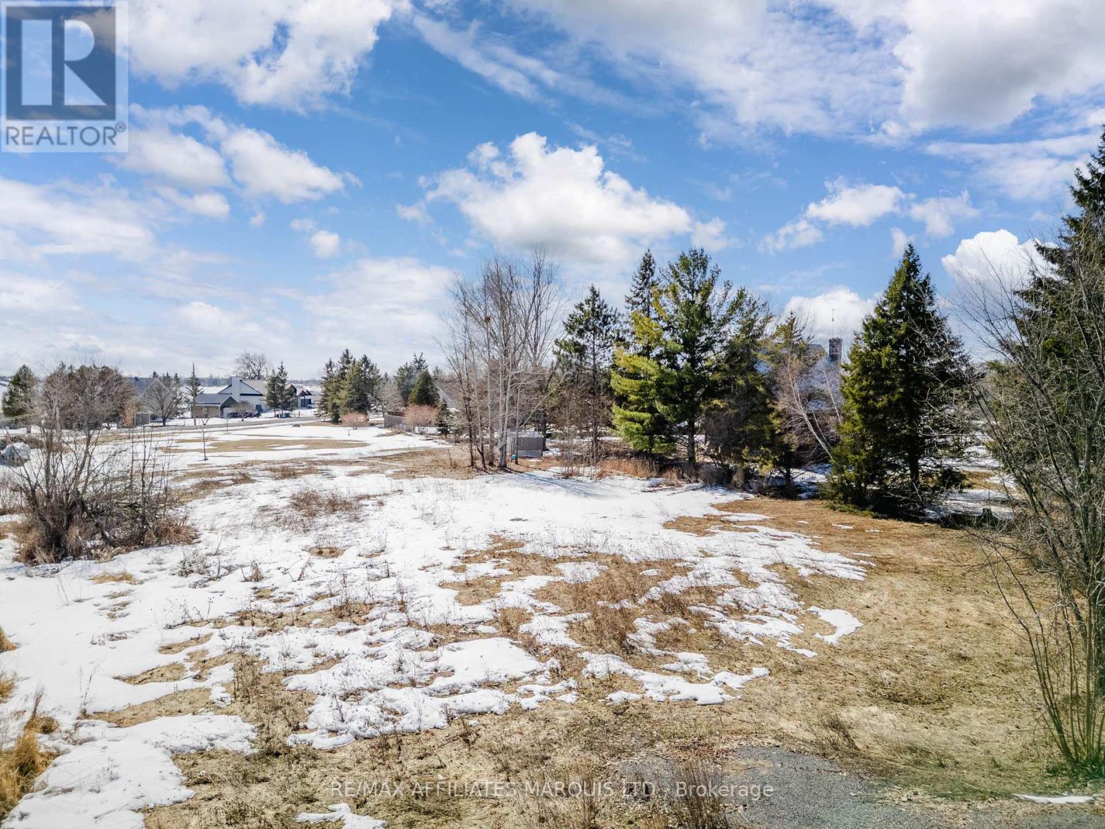 2903 Chartrand Street, Alfred And Plantagenet, Ontario  K0B 1J0 - Photo 5 - X12956122