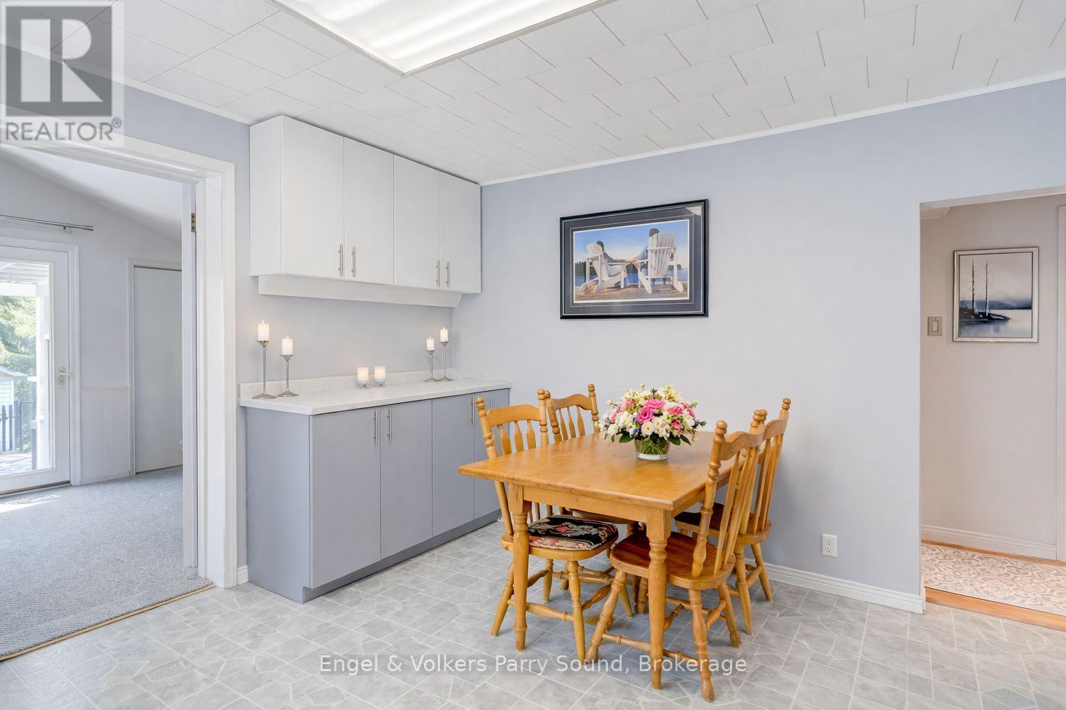 54 River Street, Parry Sound, Ontario  P2A 2T6 - Photo 12 - X12956110