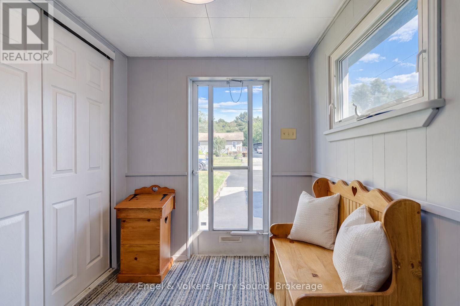 54 River Street, Parry Sound, Ontario  P2A 2T6 - Photo 4 - X12956110