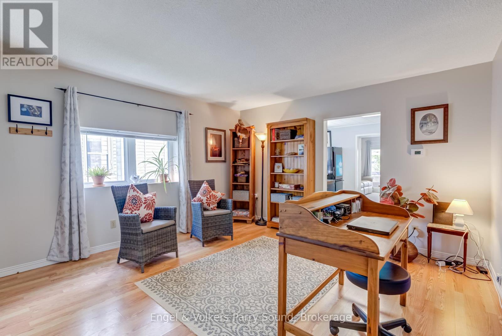 54 River Street, Parry Sound, Ontario  P2A 2T6 - Photo 7 - X12956110