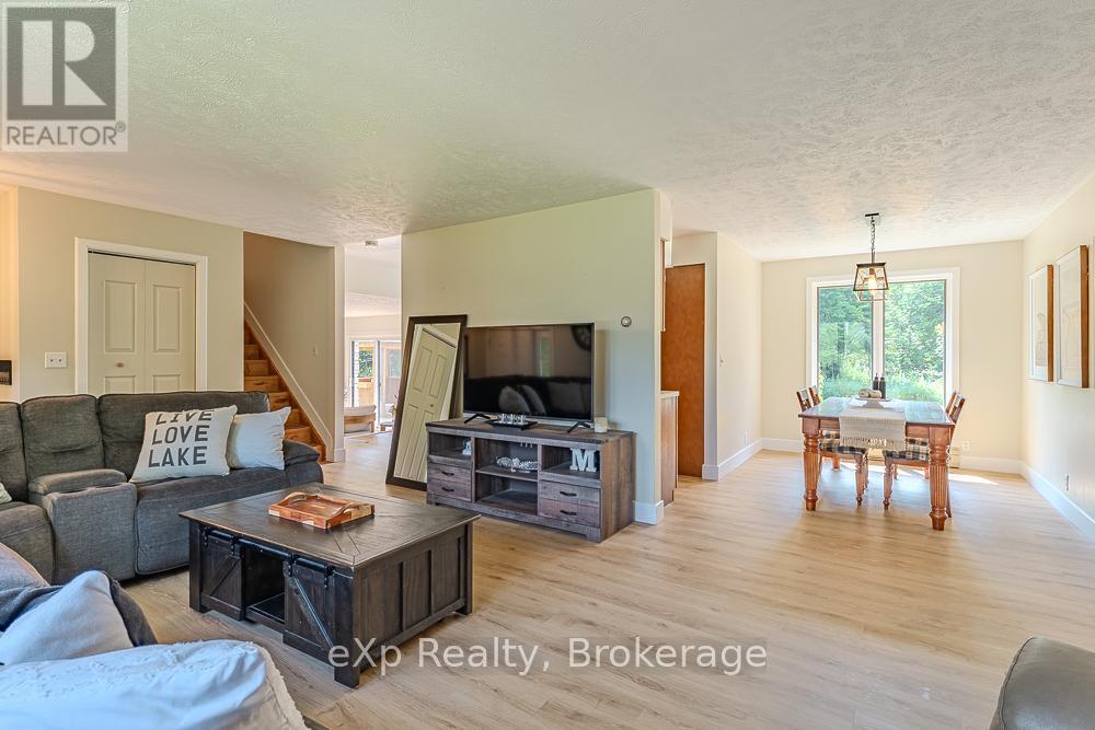 502354 Grey Road 1 Road, Georgian Bluffs, Ontario  N0H 2T0 - Photo 11 - X12956112