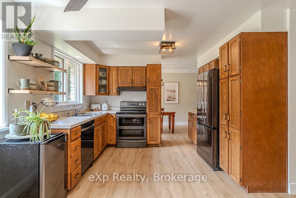 502354 Grey Road 1 Road, Georgian Bluffs, Ontario  N0H 2T0 - Photo 15 - X12956112