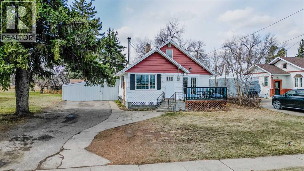 54 S 200 W, Raymond, Alberta  T0K 2S0 - Photo 44 - A2296321