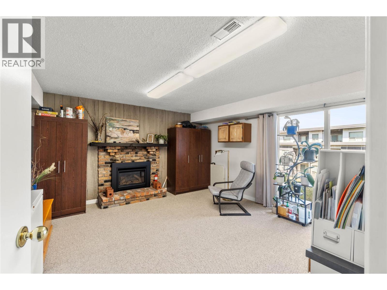 320 Whiteshield Crescent, Kamloops, British Columbia  V2E 1G1 - Photo 8 - 10379907