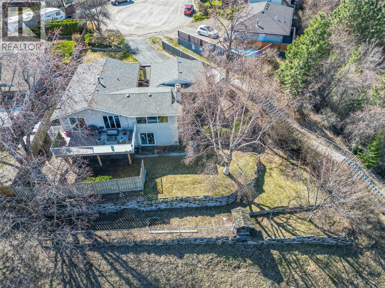 320 Whiteshield Crescent, Kamloops, British Columbia  V2E 1G1 - Photo 9 - 10379907