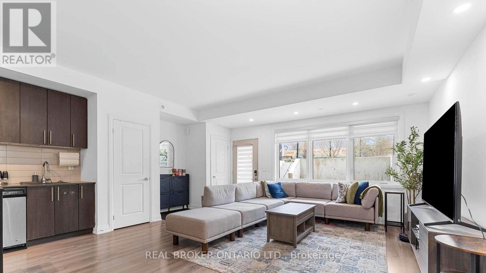 31 - 780 Sheppard Avenue E, Toronto, Ontario  M2K 1C3 - Photo 6 - C12956094