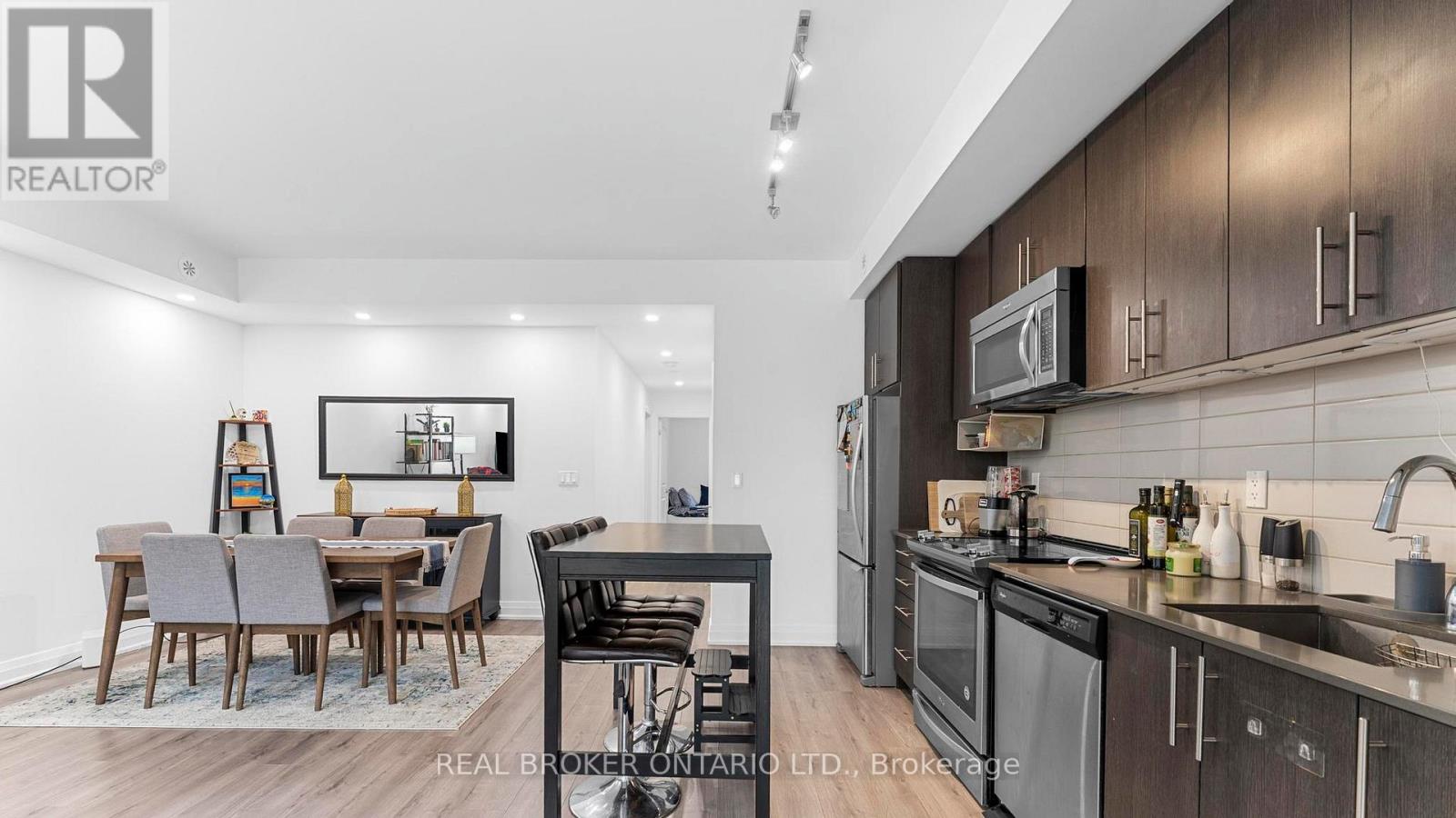 31 - 780 Sheppard Avenue E, Toronto, Ontario  M2K 1C3 - Photo 8 - C12956094