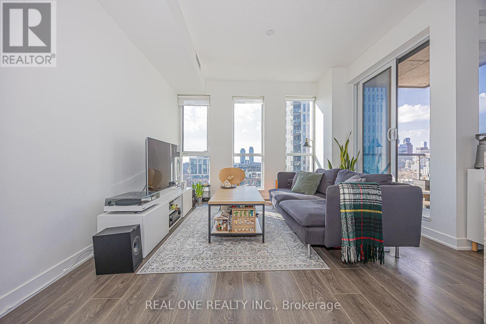 1206 - 170 Sumach Street, Toronto, Ontario  M5A 0C3 - Photo 15 - C12956102