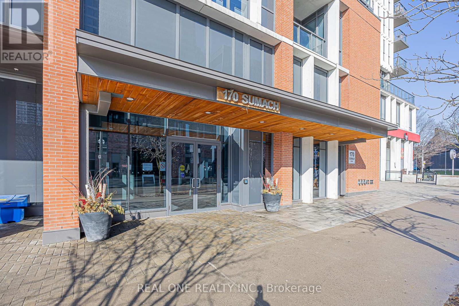 1206 - 170 Sumach Street, Toronto, Ontario  M5A 0C3 - Photo 2 - C12956102