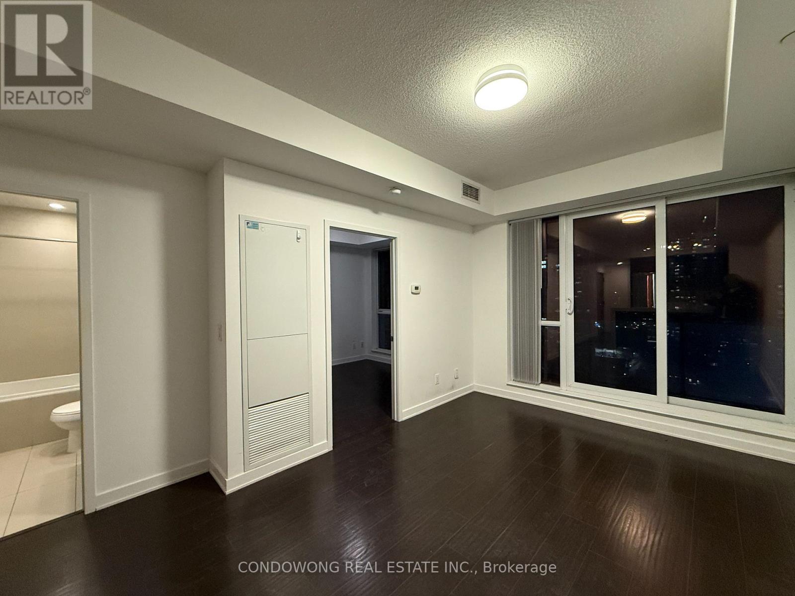 2013 - 55 Regent Park Boulevard, Toronto, Ontario  M5A 0C2 - Photo 4 - C12956106