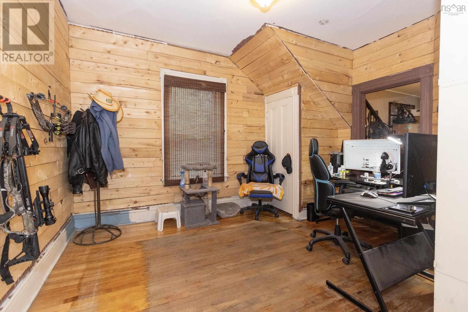 26 Starr Street, Springhill, Nova Scotia  B0M 1X0 - Photo 11 - 202604227