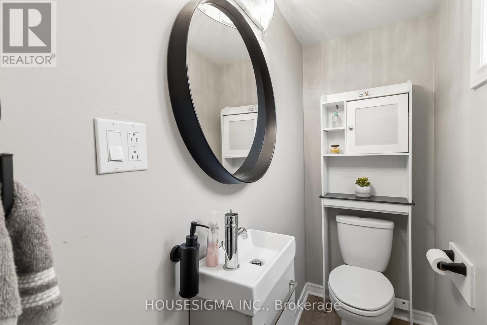 861 Dearness Drive, London South, Ontario  N6E 1Y4 - Photo 18 - X12956130