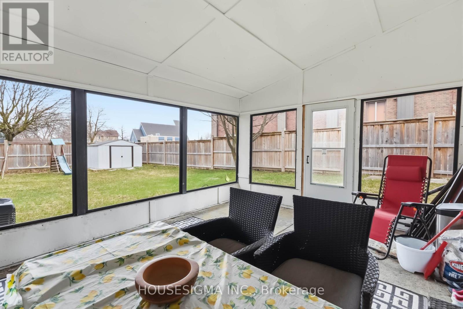 861 Dearness Drive, London South, Ontario  N6E 1Y4 - Photo 29 - X12956130