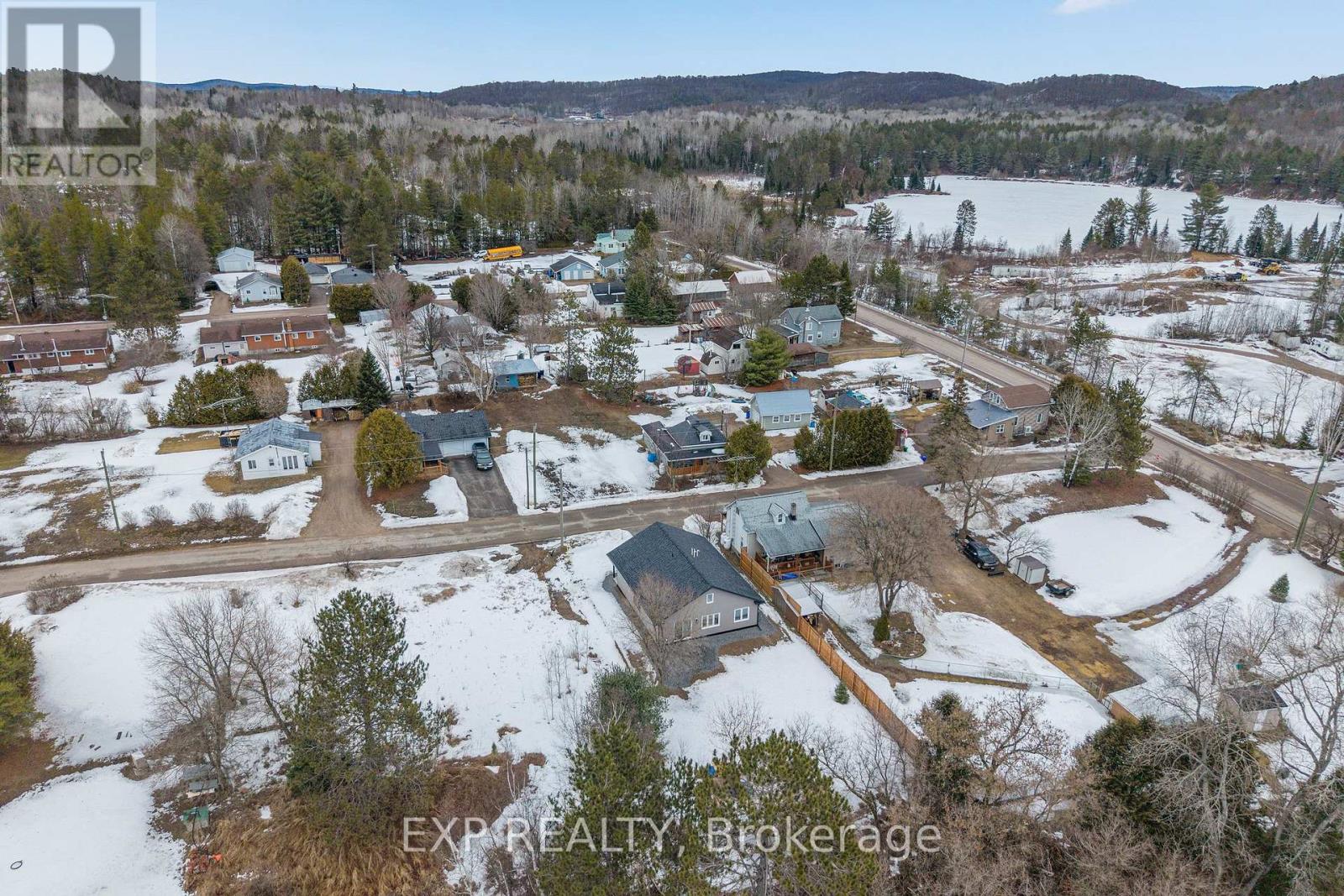 15 Zilney Street, Madawaska Valley, Ontario  K0J 1B0 - Photo 31 - X12956136