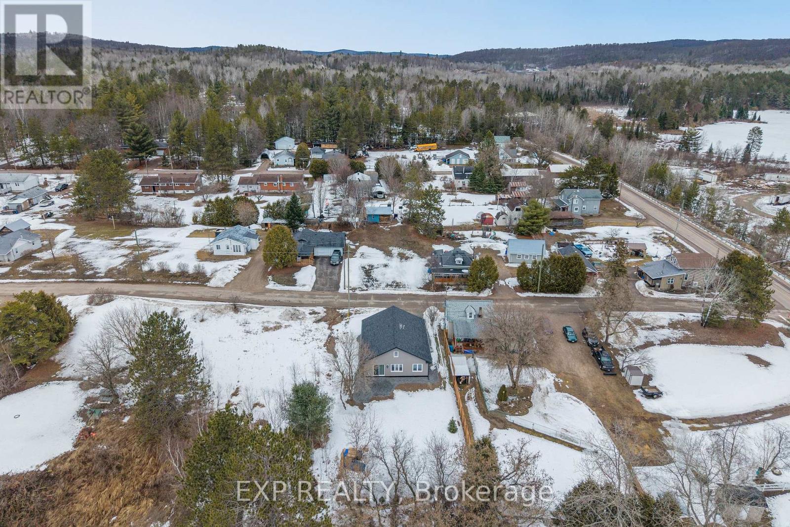 15 Zilney Street, Madawaska Valley, Ontario  K0J 1B0 - Photo 32 - X12956136