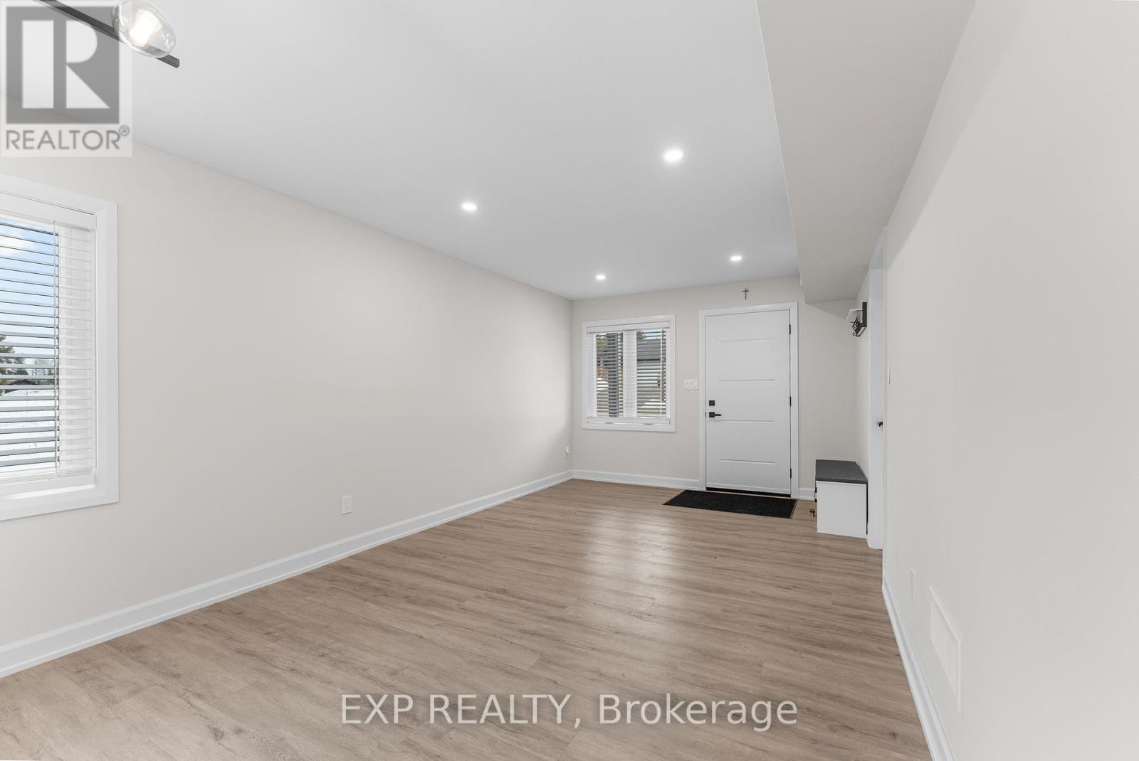 15 Zilney Street, Madawaska Valley, Ontario  K0J 1B0 - Photo 7 - X12956136