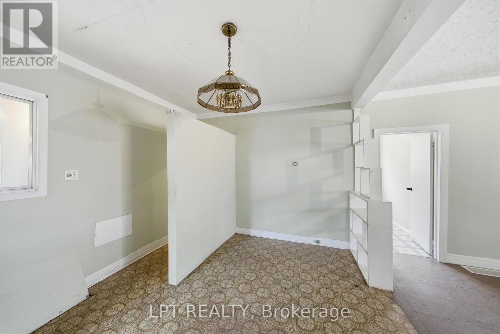 2838 Haughton Avenue, Ottawa, Ontario K2B 6Z3 - Photo 13 - X12956096