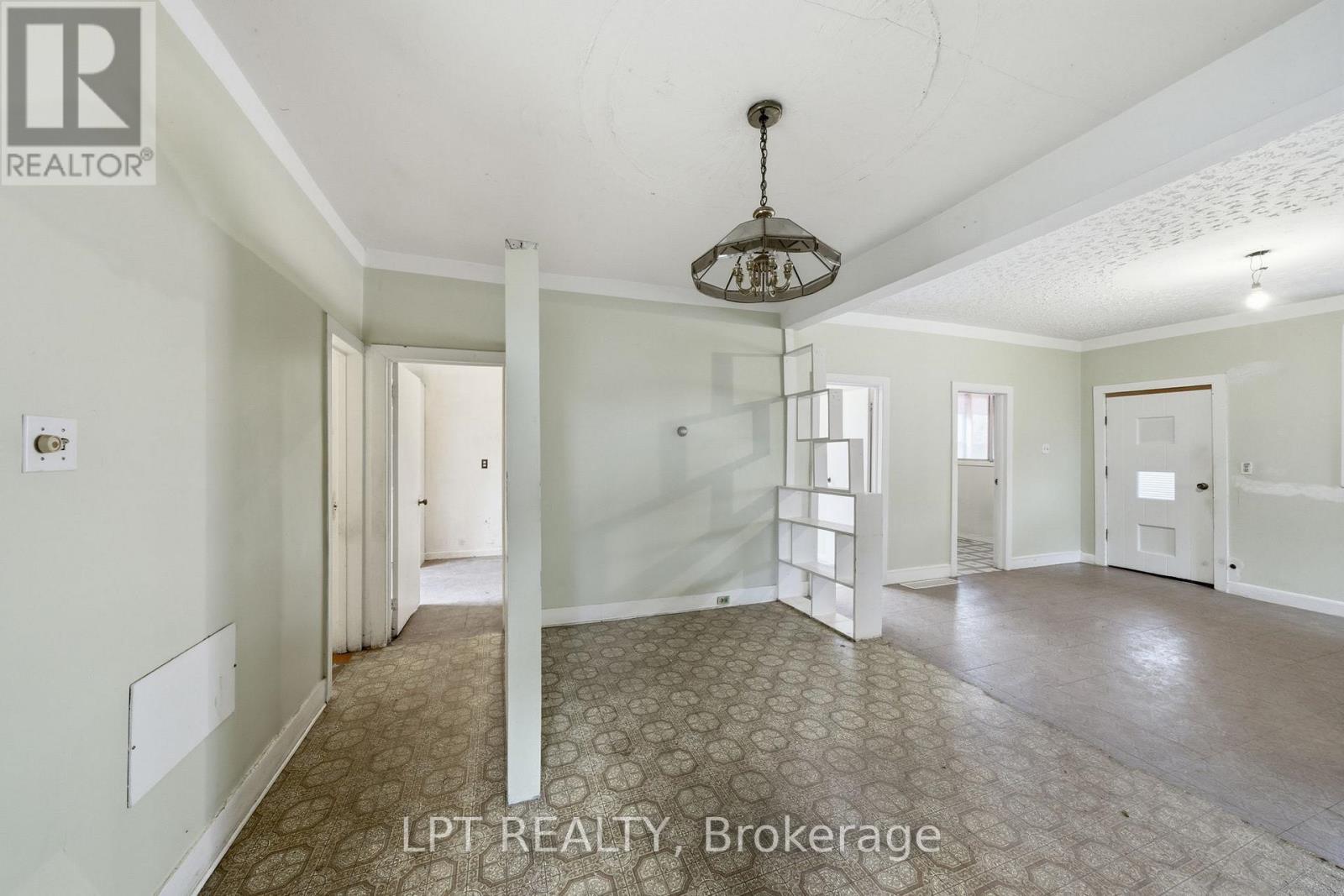 2838 Haughton Avenue, Ottawa, Ontario K2B 6Z3 - Photo 15 - X12956096