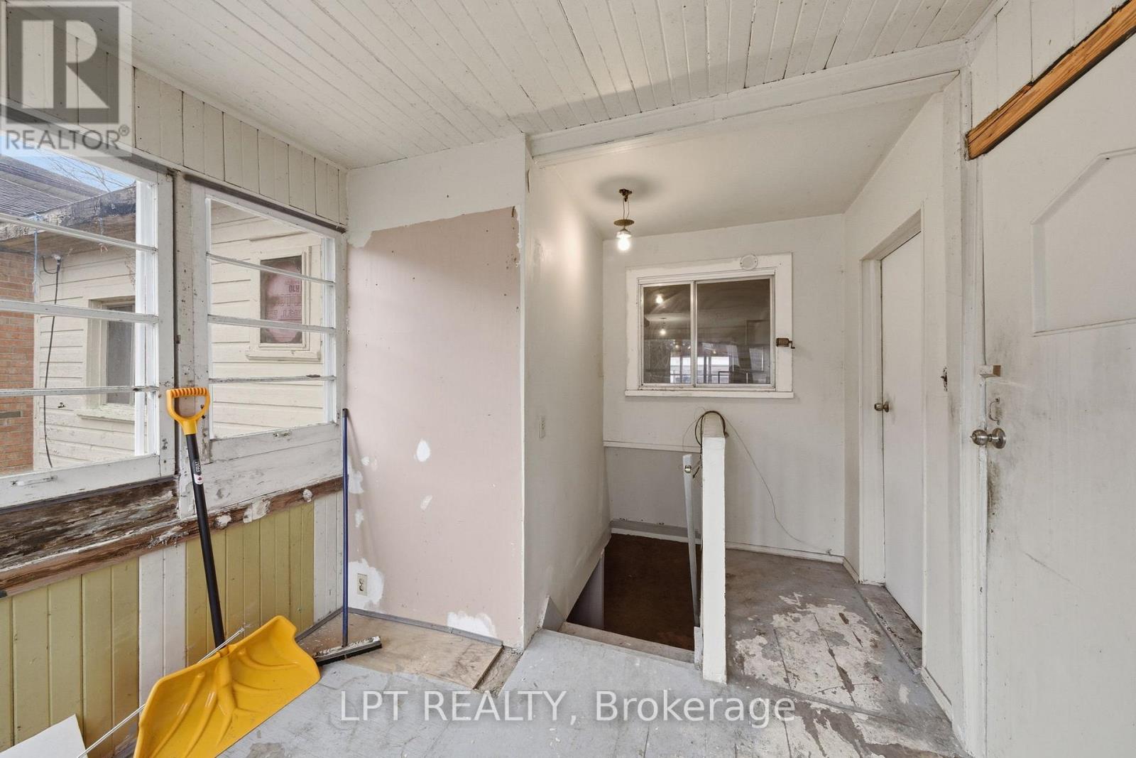 2838 Haughton Avenue, Ottawa, Ontario K2B 6Z3 - Photo 25 - X12956096