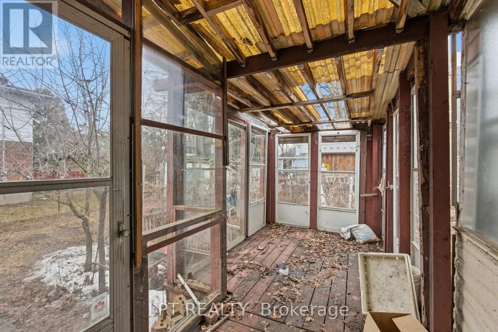 2838 Haughton Avenue, Ottawa, Ontario K2B 6Z3 - Photo 30 - X12956096