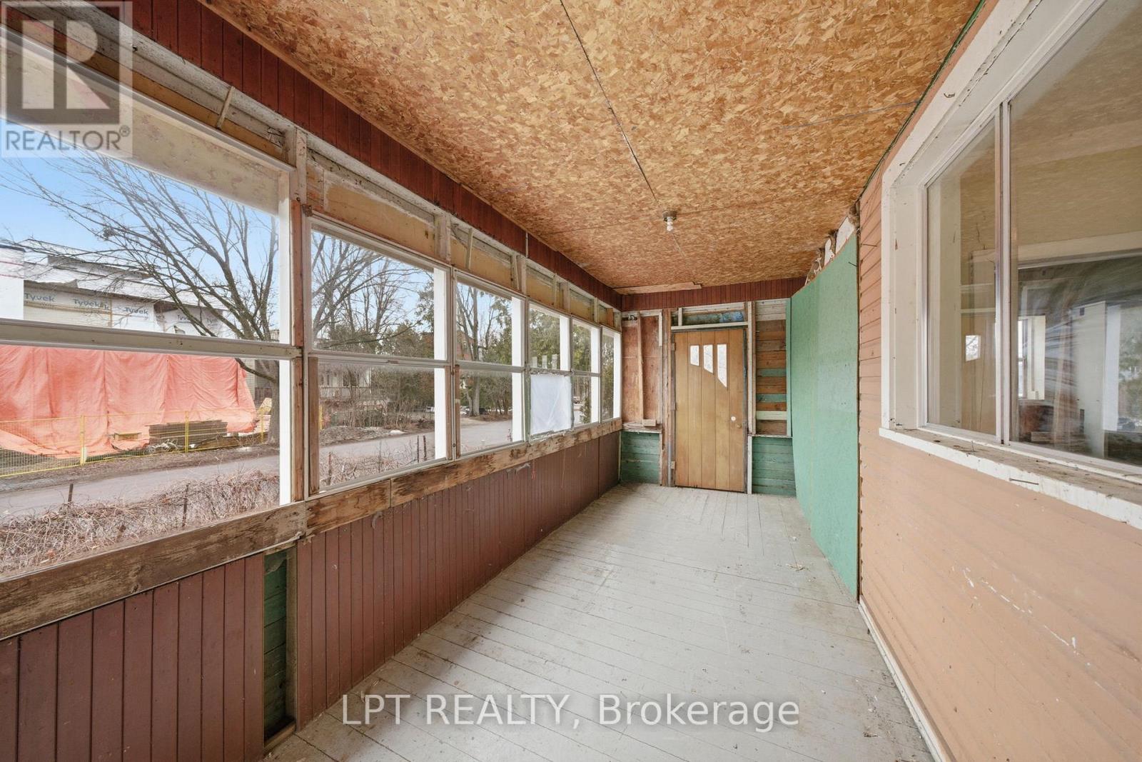 2838 Haughton Avenue, Ottawa, Ontario K2B 6Z3 - Photo 5 - X12956096