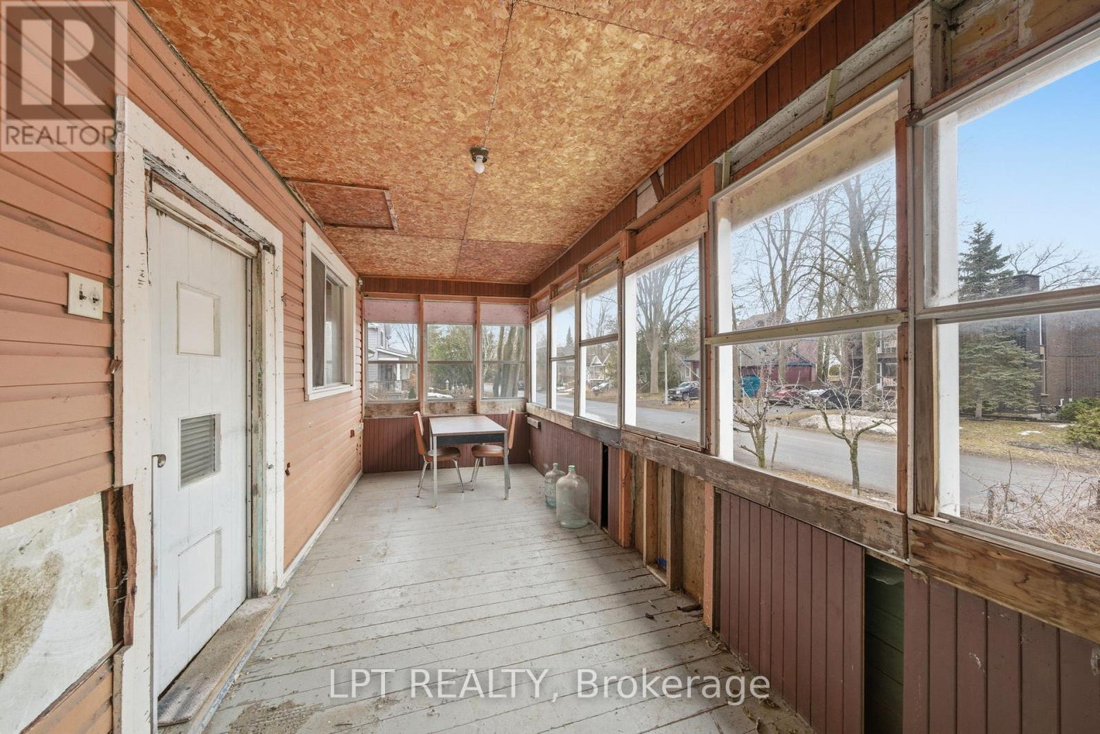 2838 Haughton Avenue, Ottawa, Ontario K2B 6Z3 - Photo 6 - X12956096