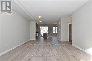 1121 Speedvale Court, Ottawa, Ontario  K2T 0P5 - Photo 4 - X12956114