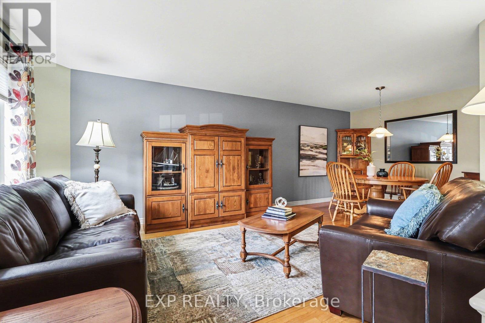 91 Rembrandt Drive, Russell, Ontario  K0A 1W0 - Photo 5 - X12956126