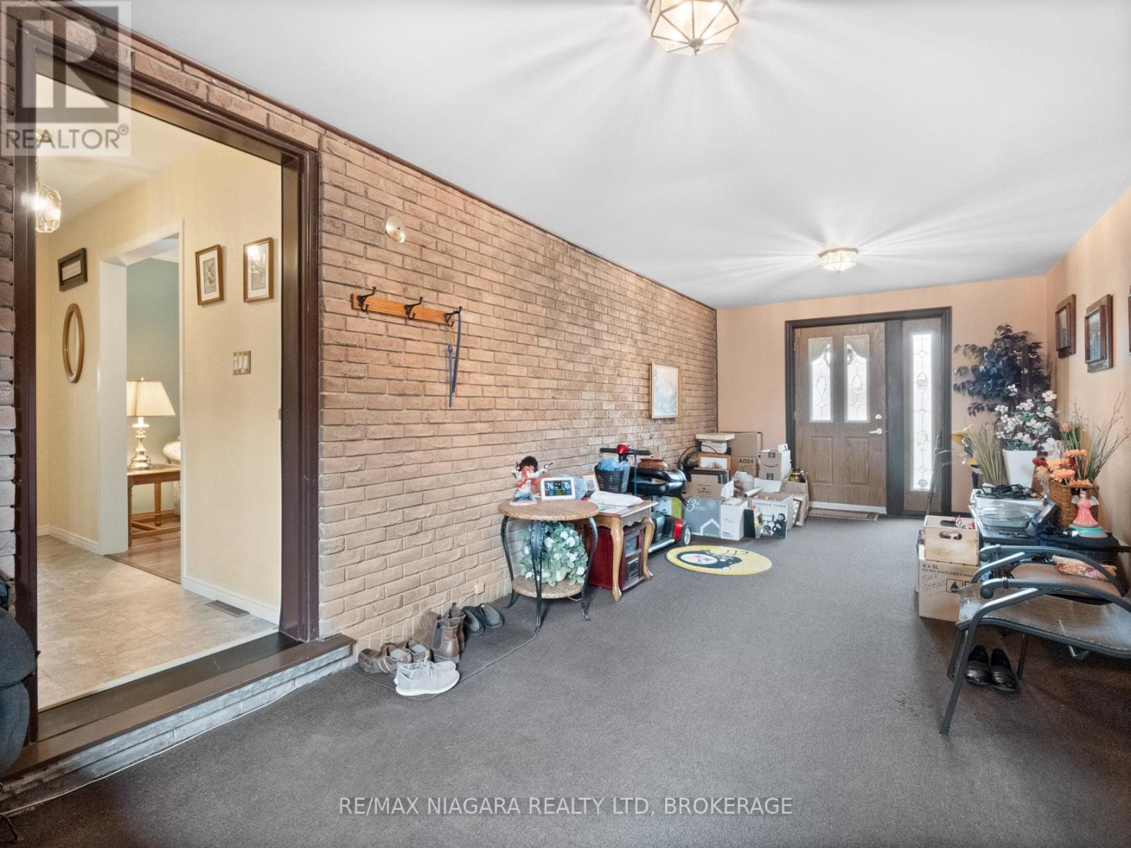 7058 Freeman Street, Niagara Falls, Ontario  L2E 5V5 - Photo 18 - X12956104