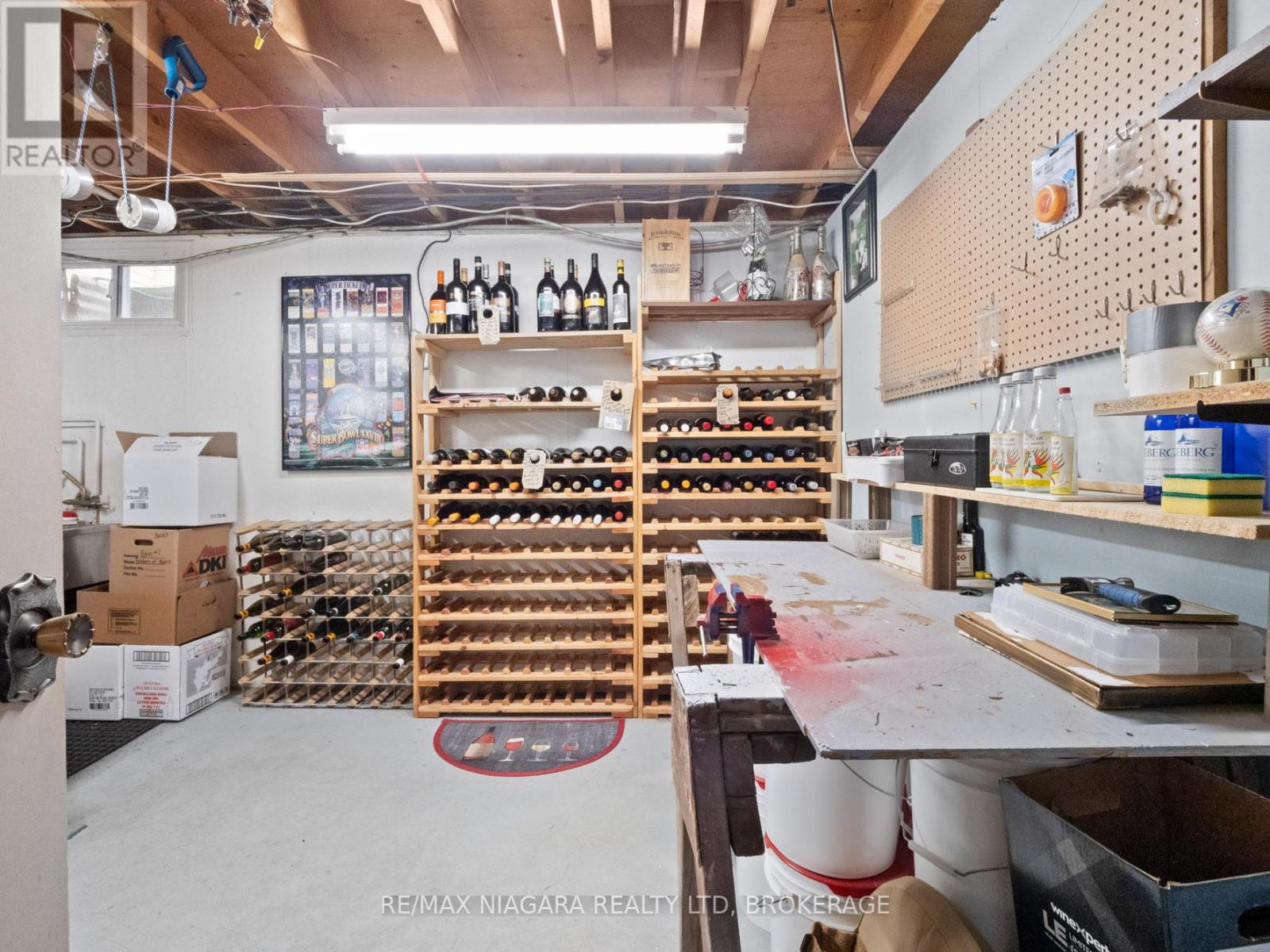 7058 Freeman Street, Niagara Falls, Ontario  L2E 5V5 - Photo 33 - X12956104