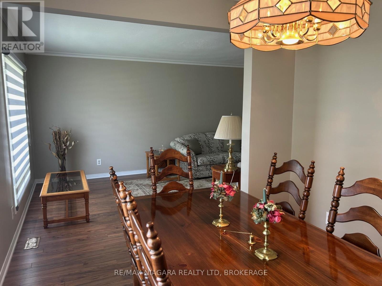 7058 Freeman Street, Niagara Falls, Ontario  L2E 5V5 - Photo 4 - X12956104