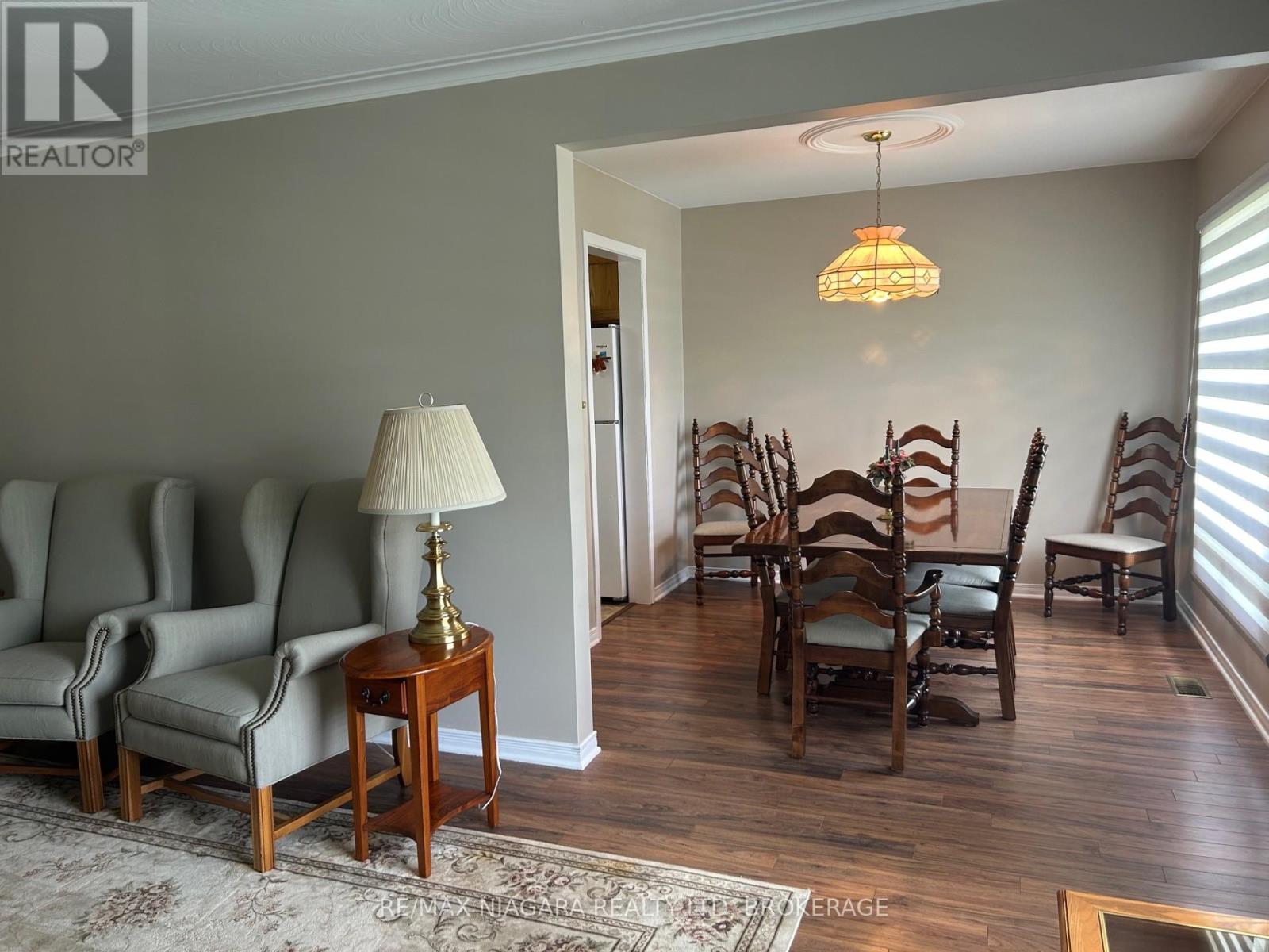 7058 Freeman Street, Niagara Falls, Ontario  L2E 5V5 - Photo 5 - X12956104