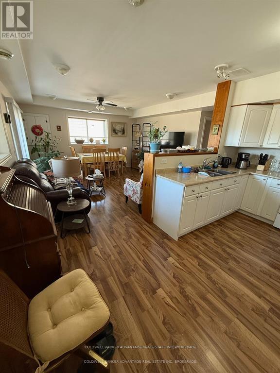 3926 Farr Avenue, Fort Erie, Ontario  L0S 1N0 - Photo 5 - X12956120