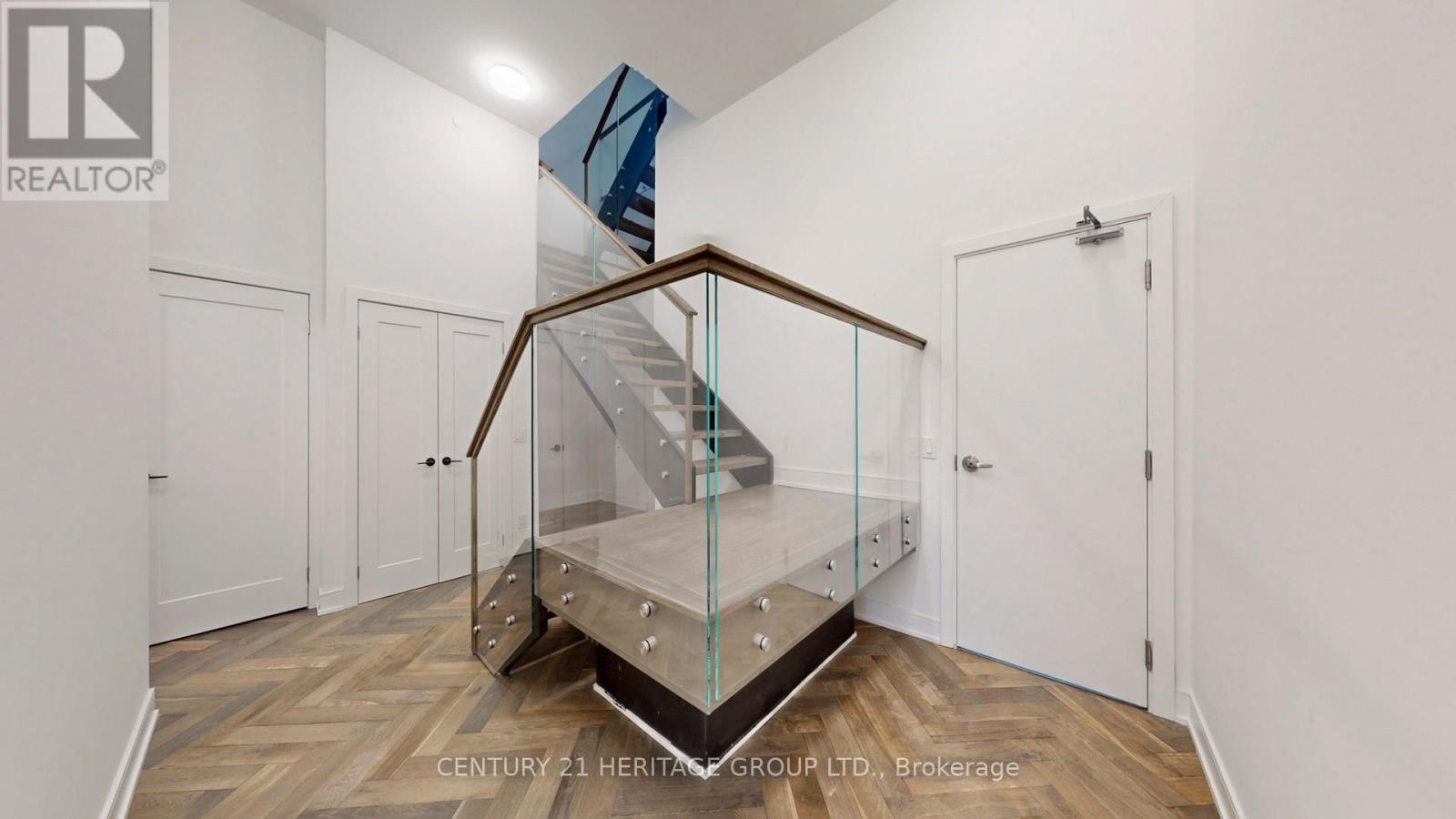 103 L/w - 8888 Yonge Street, Richmond Hill, Ontario  L4C 6Z1 - Photo 30 - N12956138