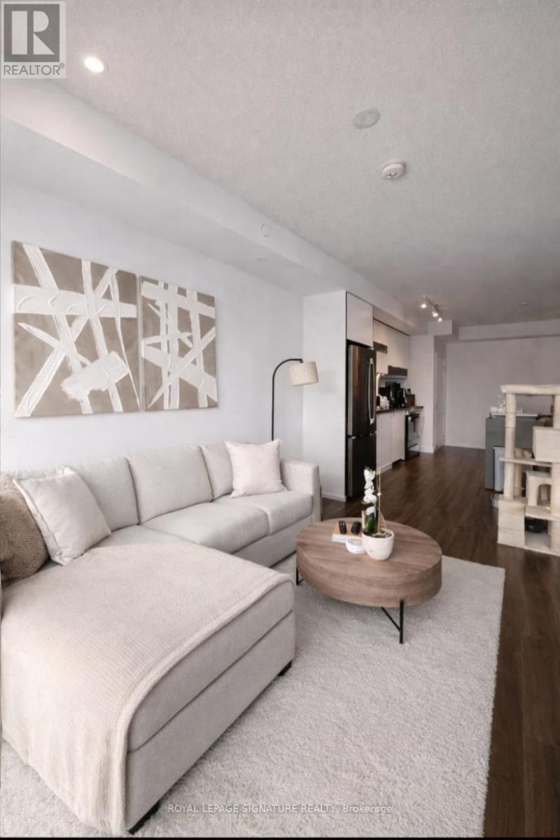 3702 - 4065 Confederation Parkway, Mississauga, Ontario  L5B 0L4 - Photo 6 - W12914274