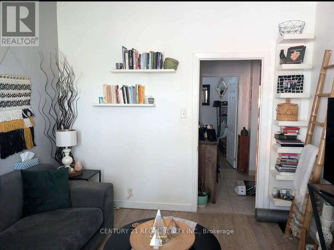 #1 - 1309 Dufferin Street, Toronto, Ontario  M6H 4C2 - Photo 4 - W12901280