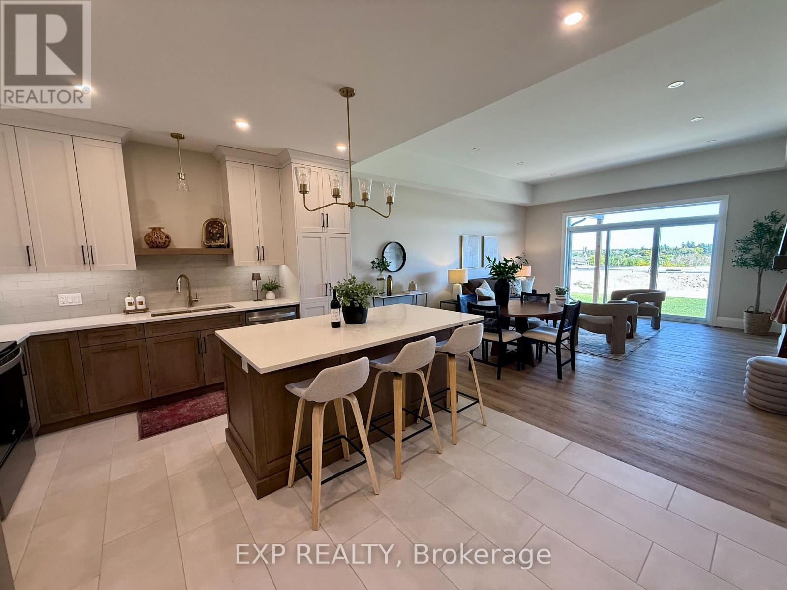 93 Bedell Drive, Mapleton, Ontario  N0G 1P0 - Photo 7 - X12760244