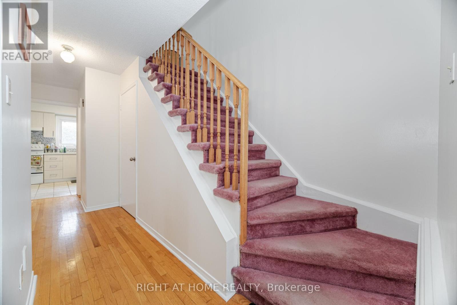 5253 Palomar Crescent, Mississauga, Ontario  L5R 2W8 - Photo 20 - W12956132