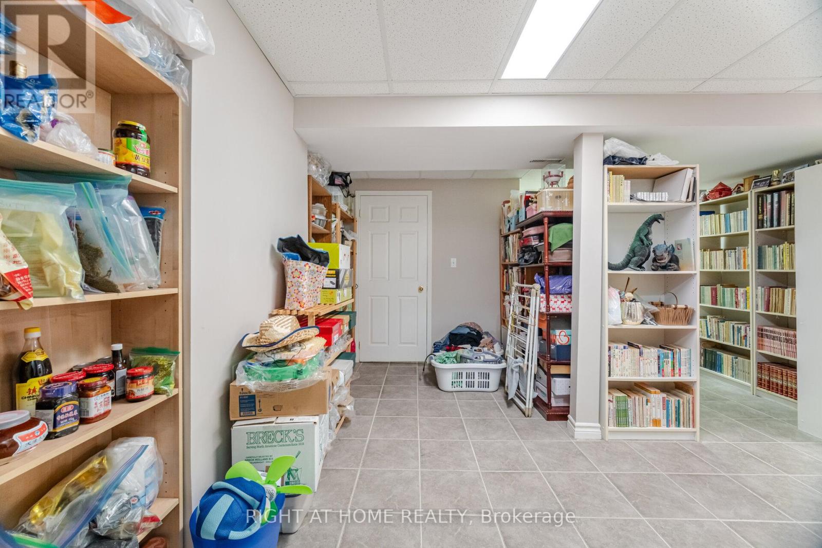 5253 Palomar Crescent, Mississauga, Ontario  L5R 2W8 - Photo 37 - W12956132