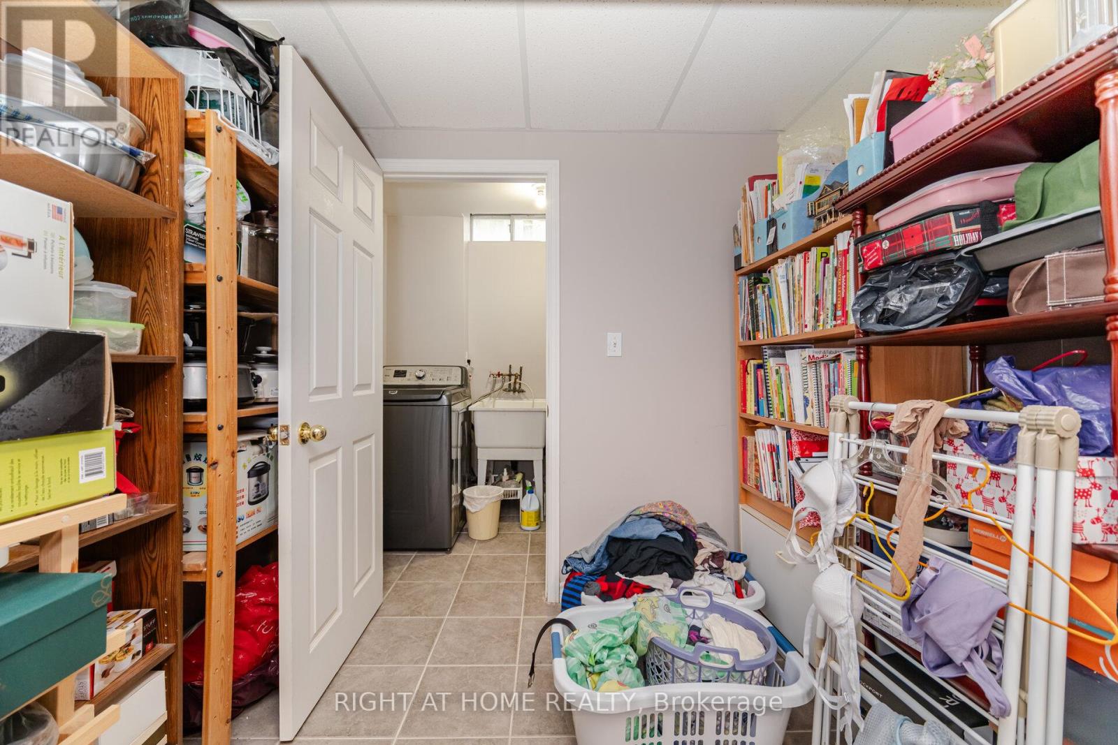 5253 Palomar Crescent, Mississauga, Ontario  L5R 2W8 - Photo 38 - W12956132